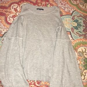Cold shoulder American Eagle long sleeve shirt